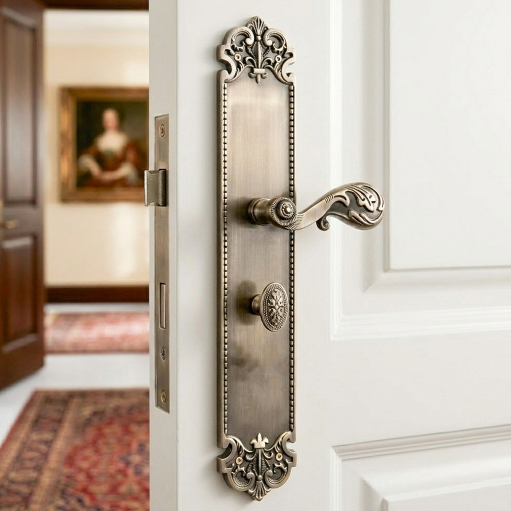 Helios Plate with Demeter Solid Handle & AIOM Knob – Brass Door Lockset 457 mm (18")